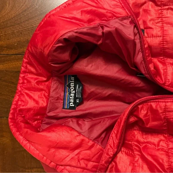 Patagonia Nano Puff Jacket – Red – Men’s XL - Picture 5 of 9